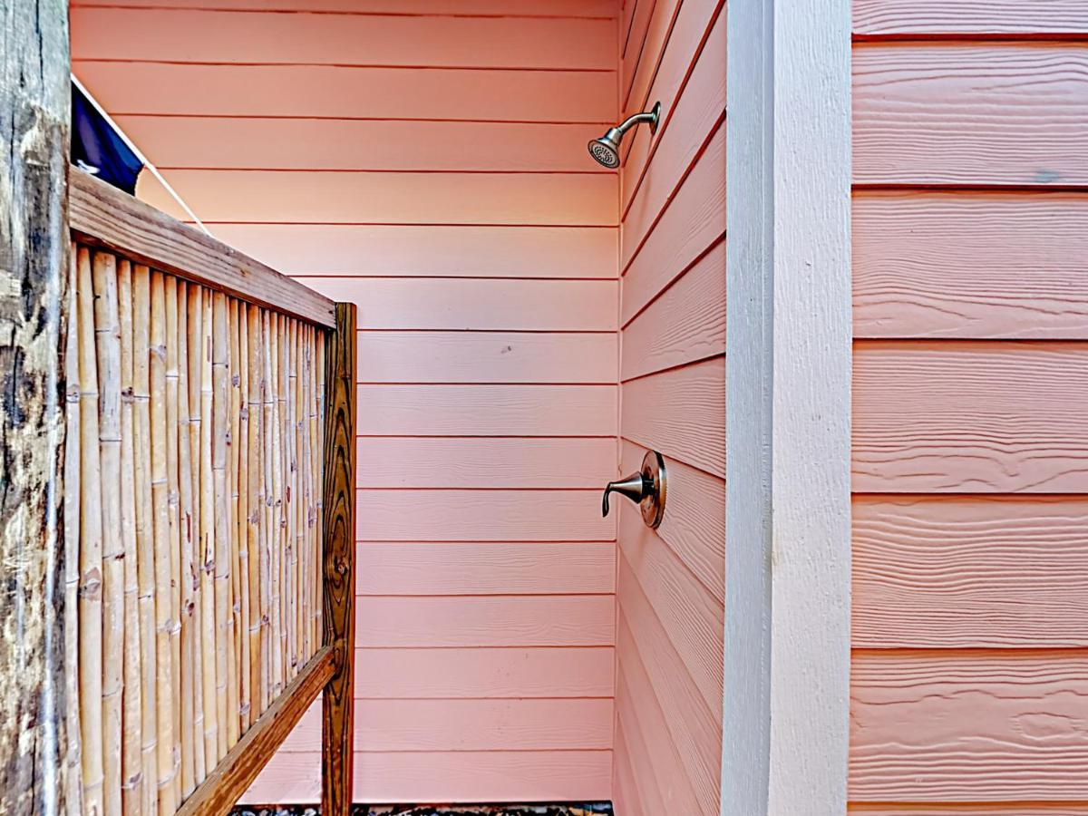 Sail Away At Pirate'S Bay Unit 113 Apartment Port Aransas Exterior photo