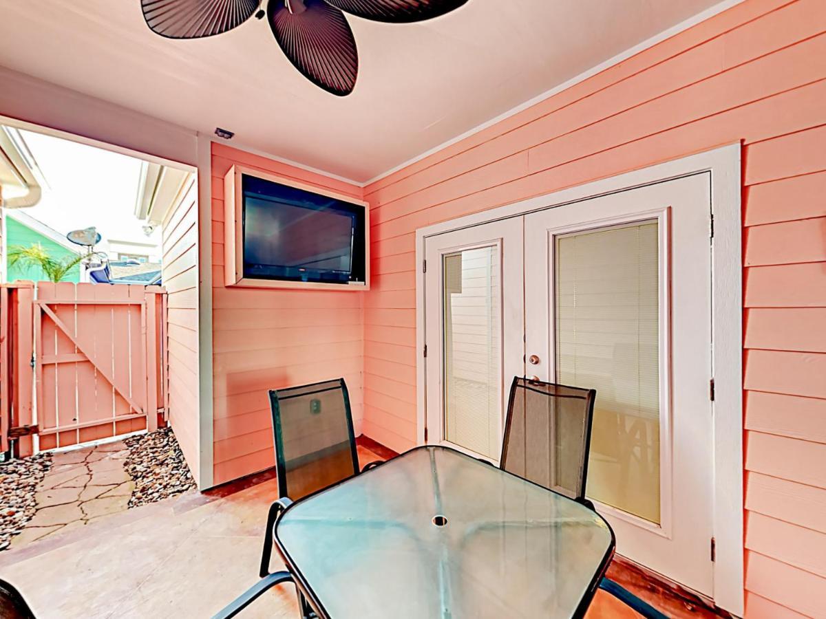 Sail Away At Pirate'S Bay Unit 113 Apartment Port Aransas Exterior photo