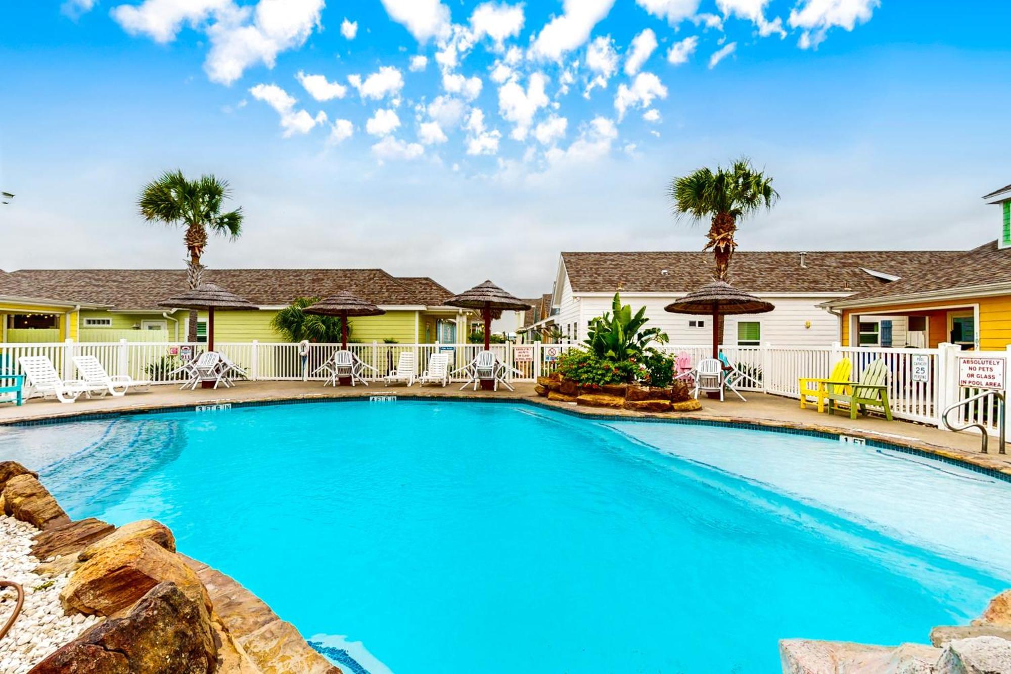 Sail Away At Pirate'S Bay Unit 113 Apartment Port Aransas Exterior photo